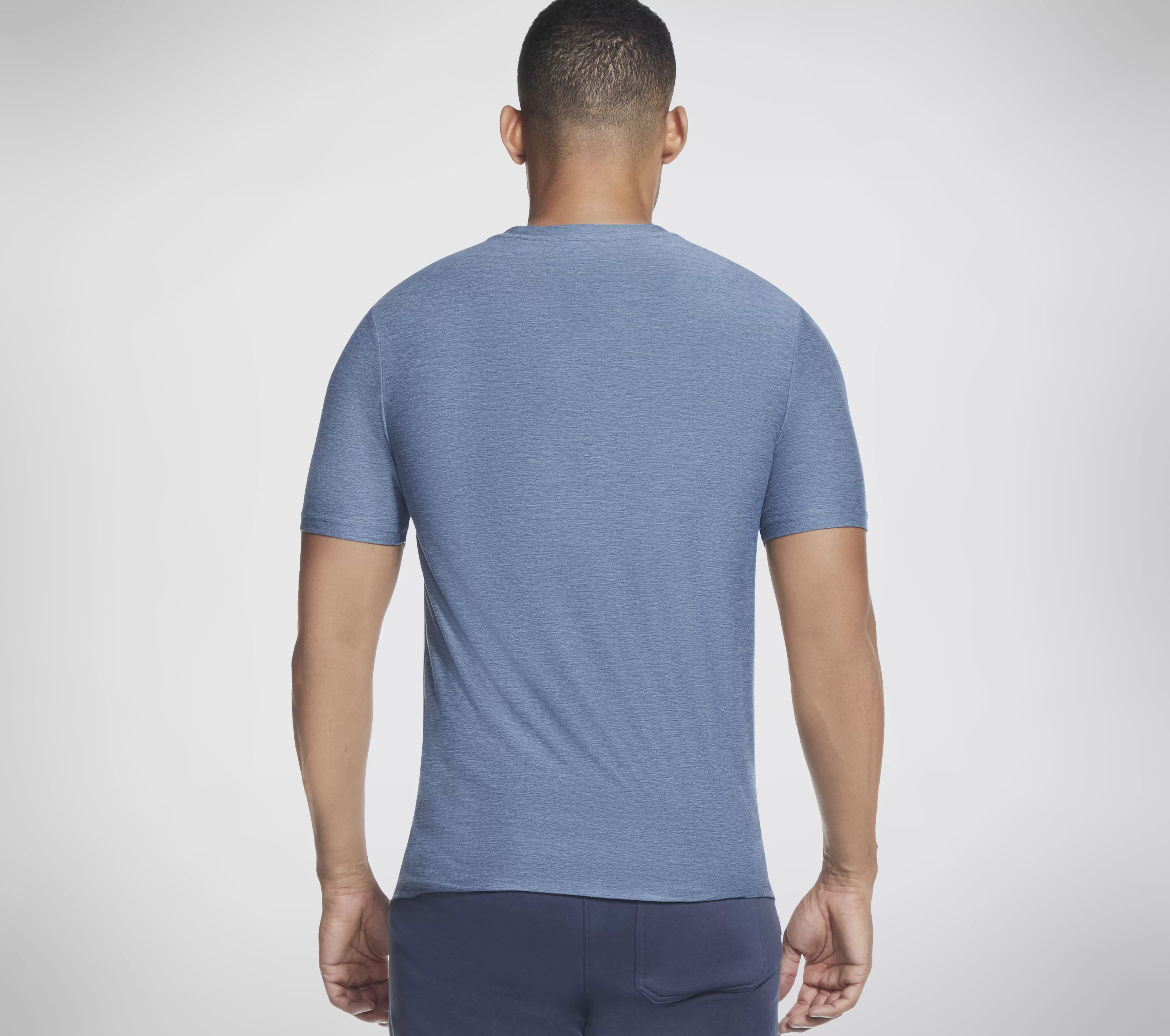 SKECHERS GO DRI All Day Tee | Hombre Partes De Arriba | Partes De Arriba