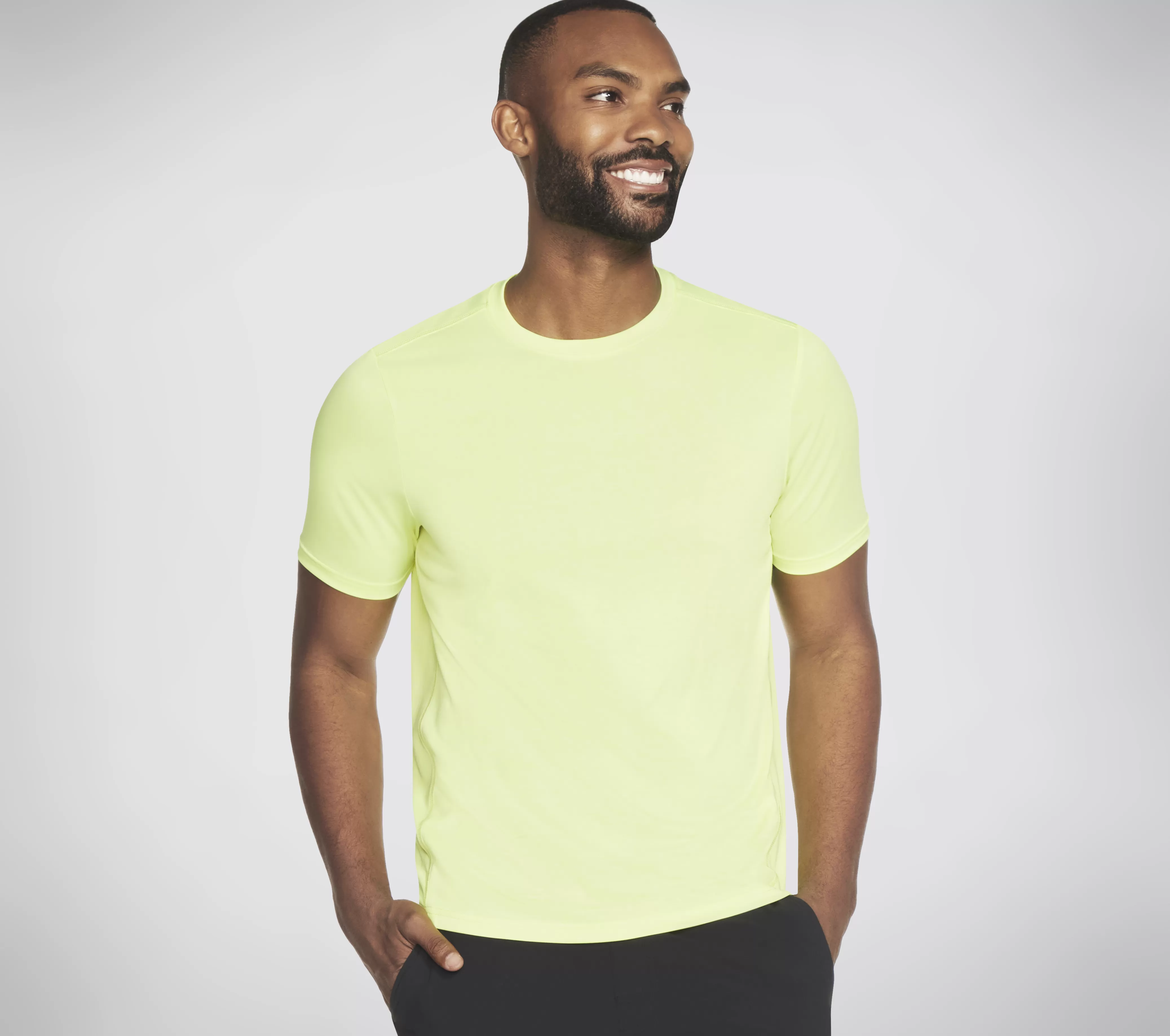 SKECHERS GO DRI Charge Tee | Hombre Partes De Arriba | Partes De Arriba