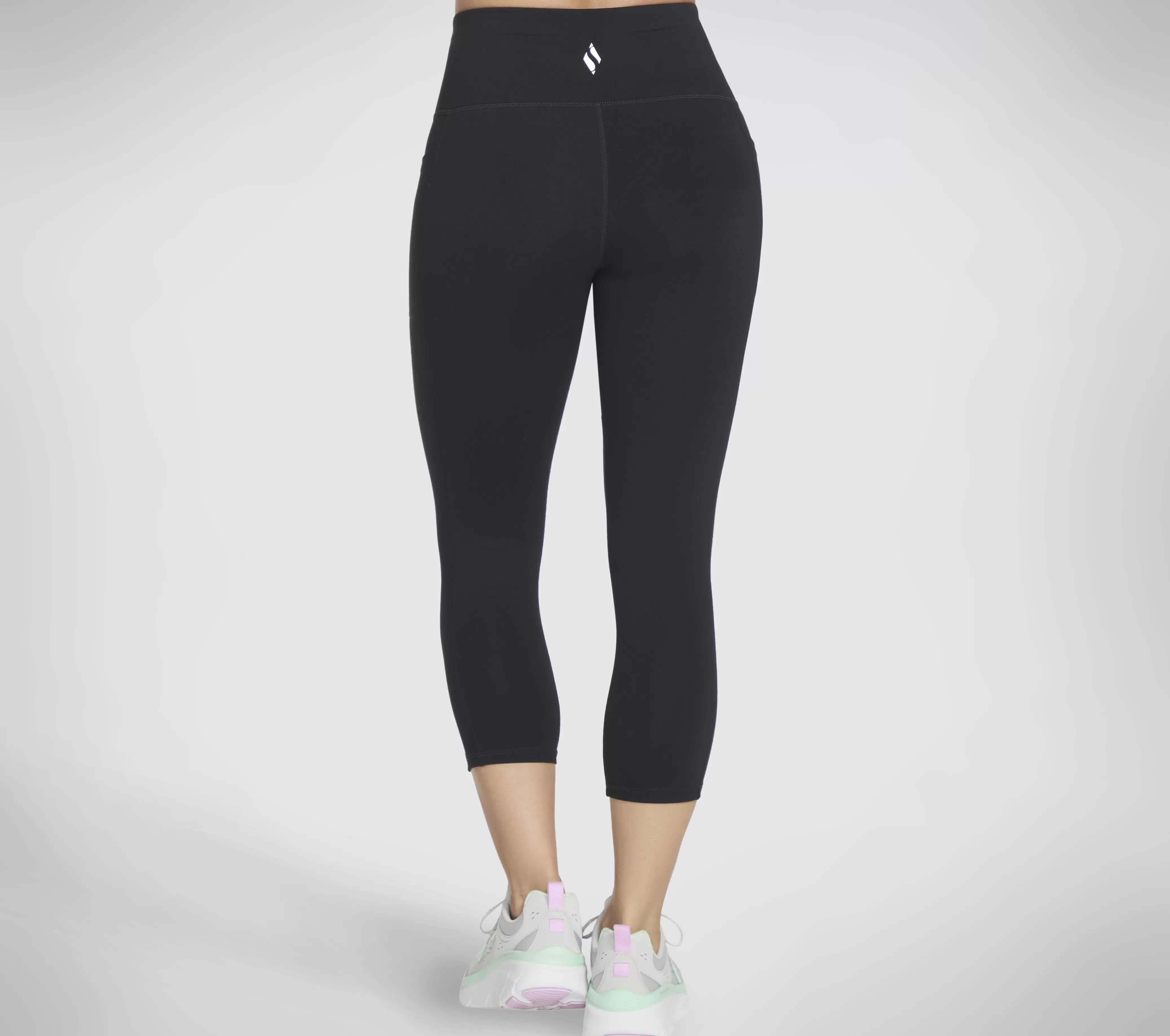SKECHERS The GO WALK HW Mid Legging | Mujer Partes De Abajo | Partes De Abajo